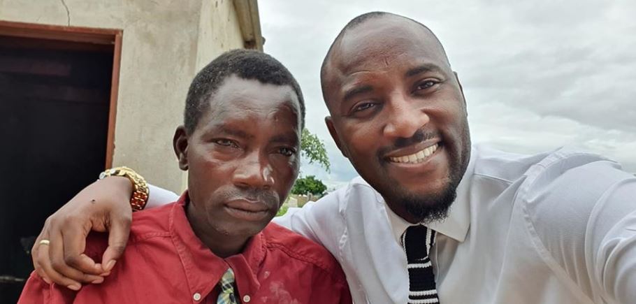 Musician Mudiwa with the maize meal thief teacher