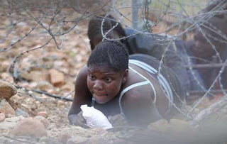 Zimbabwean woman jumps border into South Africa