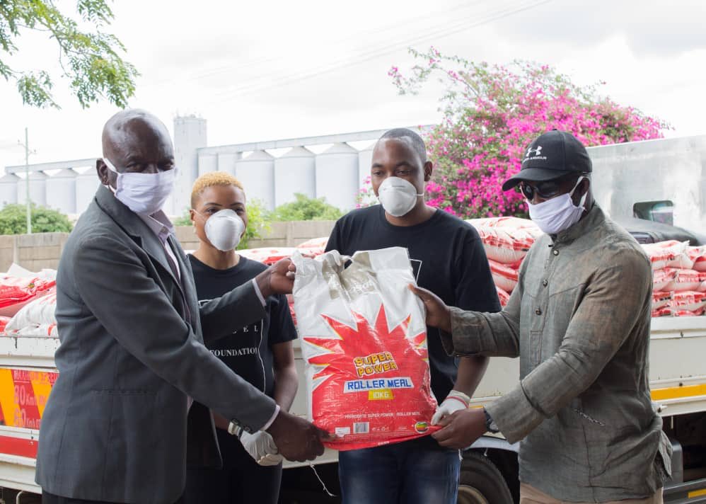 Themba Mliswa hails the spirit of giving in Prophet Uebert Angel