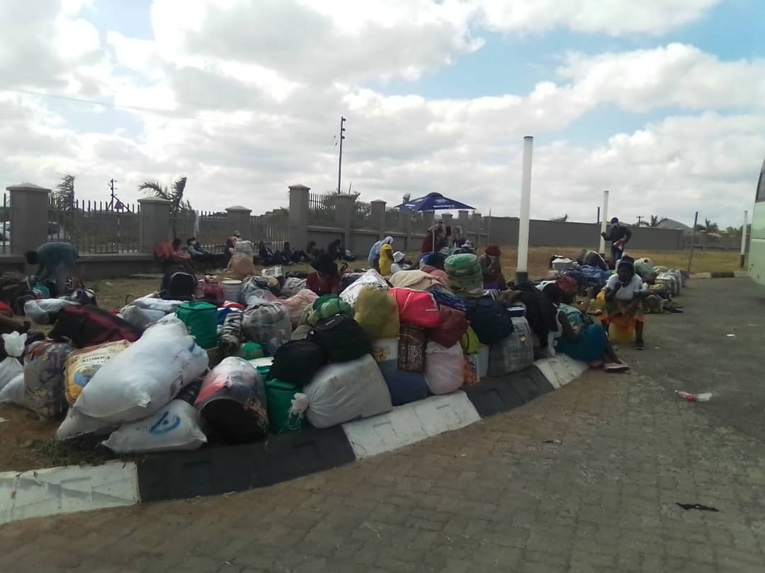 South Africa bans zimbabweans for 5 years from returning