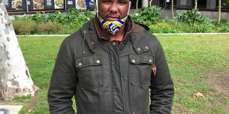 Man pulled out naked of shack during evictions wins case