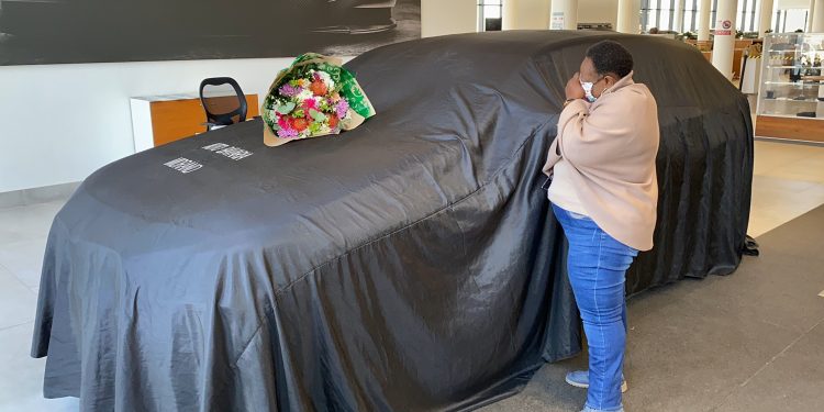 Shimza buys mother car