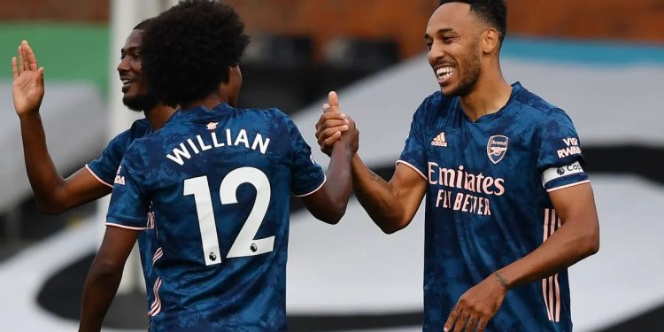 Fulham 0 -3 Arsenal: Willian stars in English Premier League opener