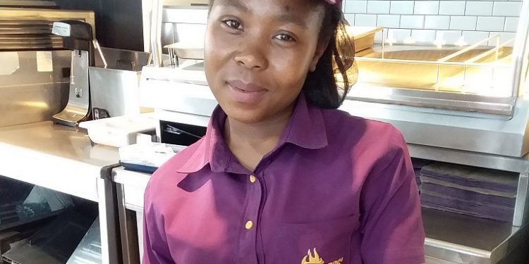 Honest Steers cashier Busisiwe Rabohale charms South Africa