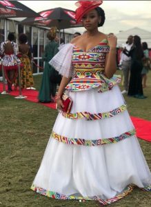 Nonsindiso Gcaba (Zethu) Biography: Age, Pictures, Daughter, Fashion, Theatre, Net worth, Imbewu