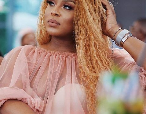 The Queen Teasers September 2020