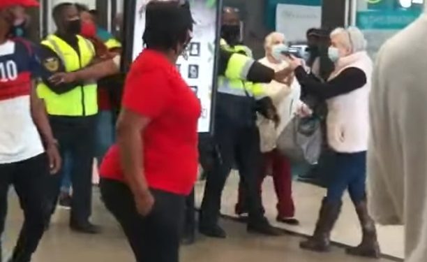 Video: White elderly woman draws a gun after EFF members harassment