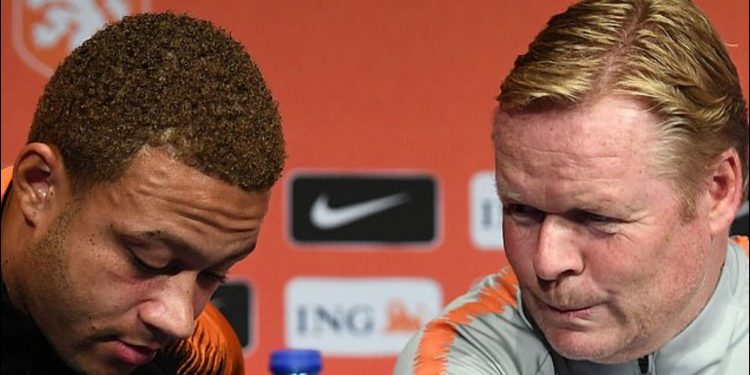 Depay Barcelona switch awaits club confirmation