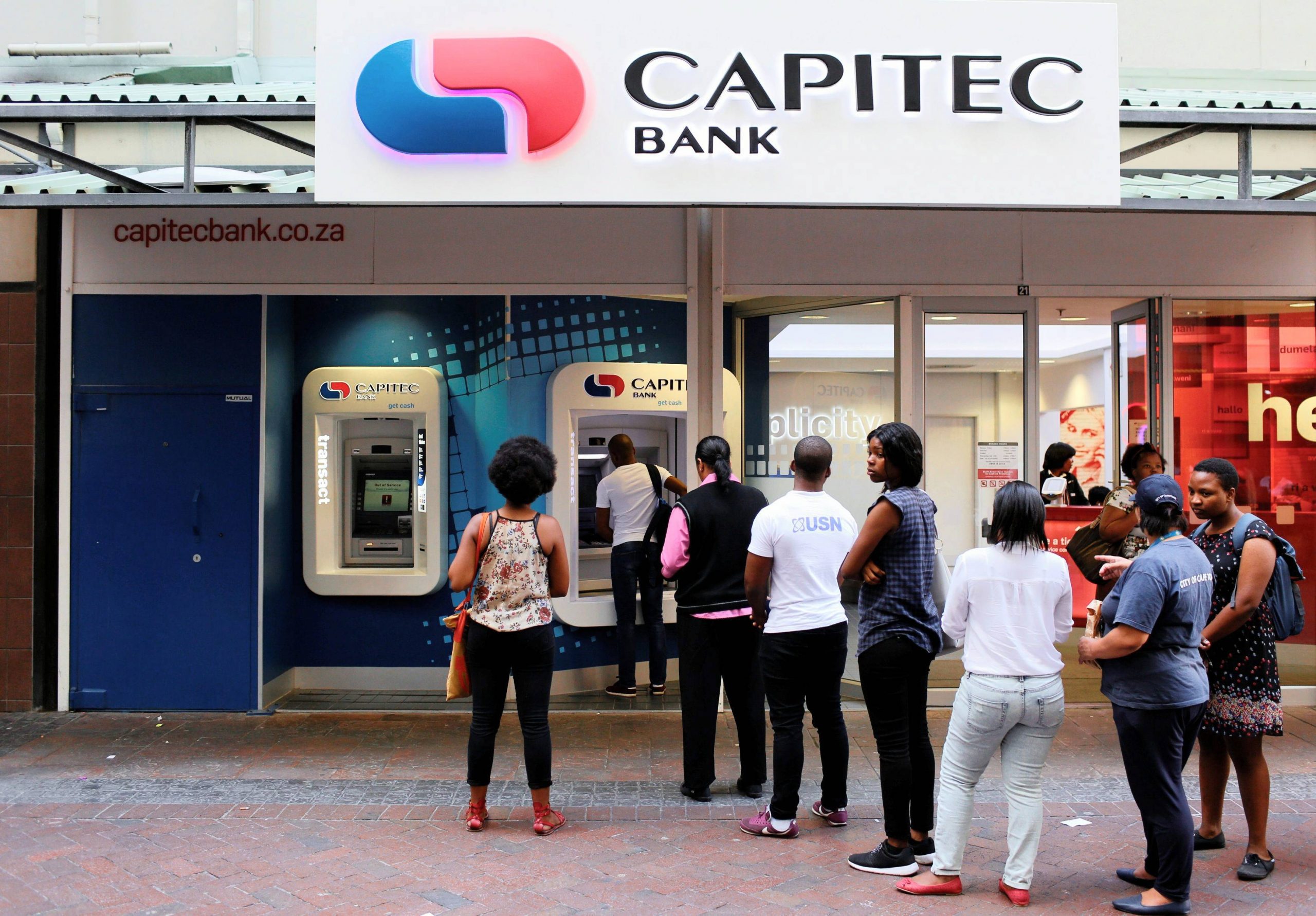 Capitec bank warns of new scam targeting its customers in SA