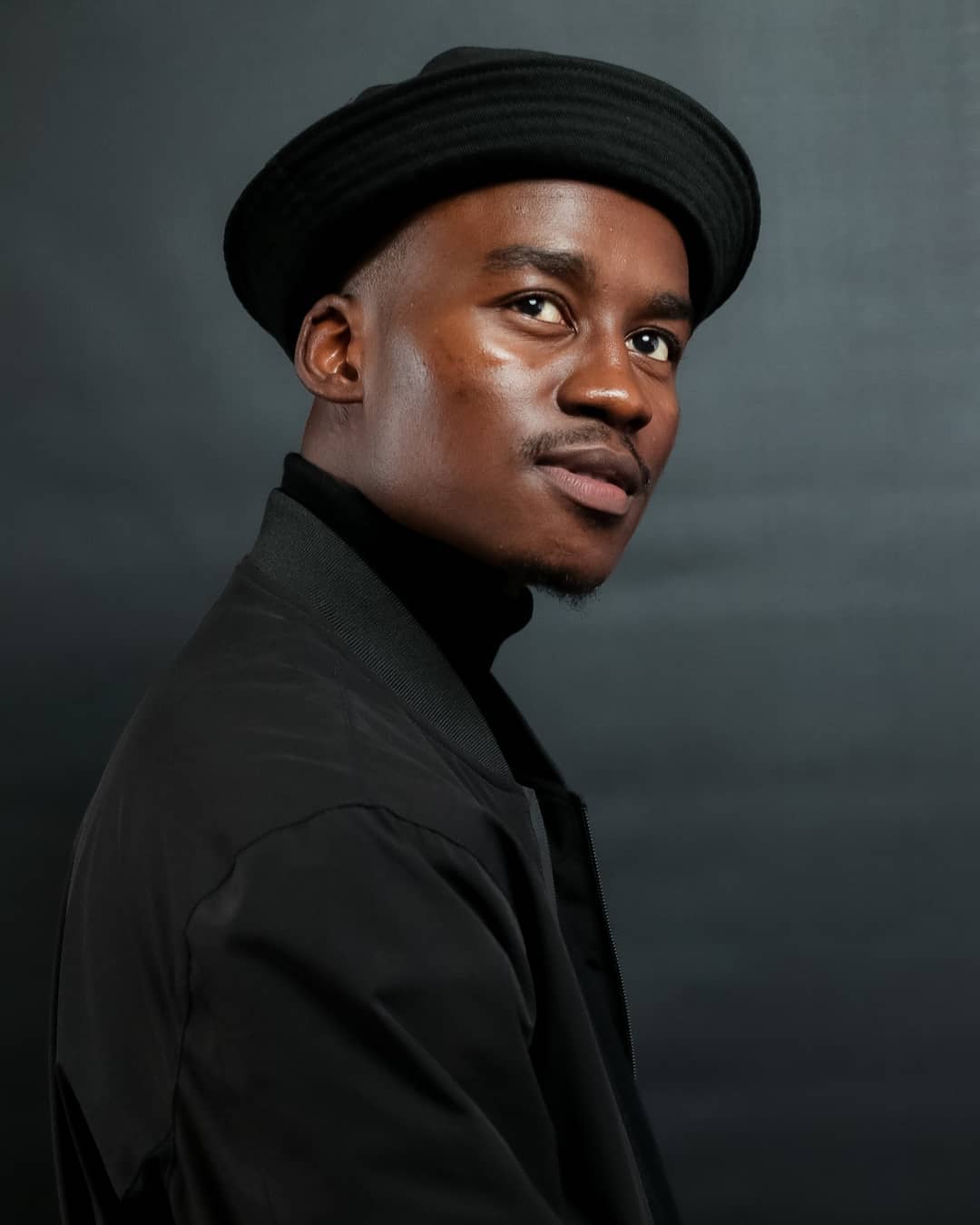 Hungani Ndlovu Biography: Age, Wife, Ring Controversy, Domestic Violence, Wedding, TV Roles, Net Worth, Cars, Scandal!