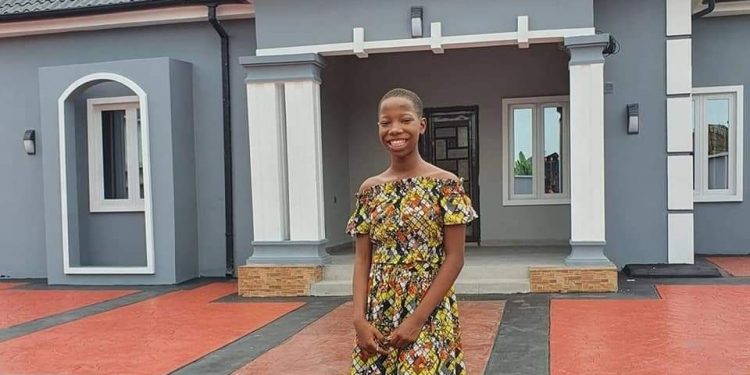 In Pics: Nigerian Comedian Emmanuella surprises her mother with a beautiful house