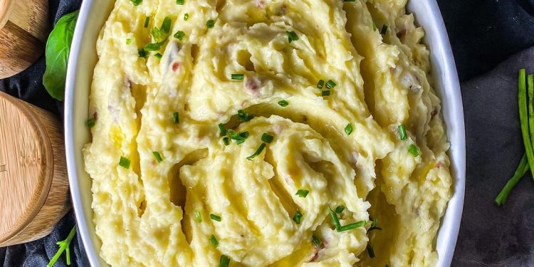 How To Prepare Basic Mashed Potato