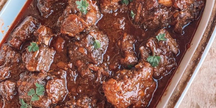 Recipe; How To Cook Oxtail Stew