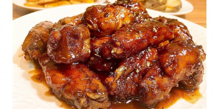 Recipe; Home Cooked Honey BBQ Wings