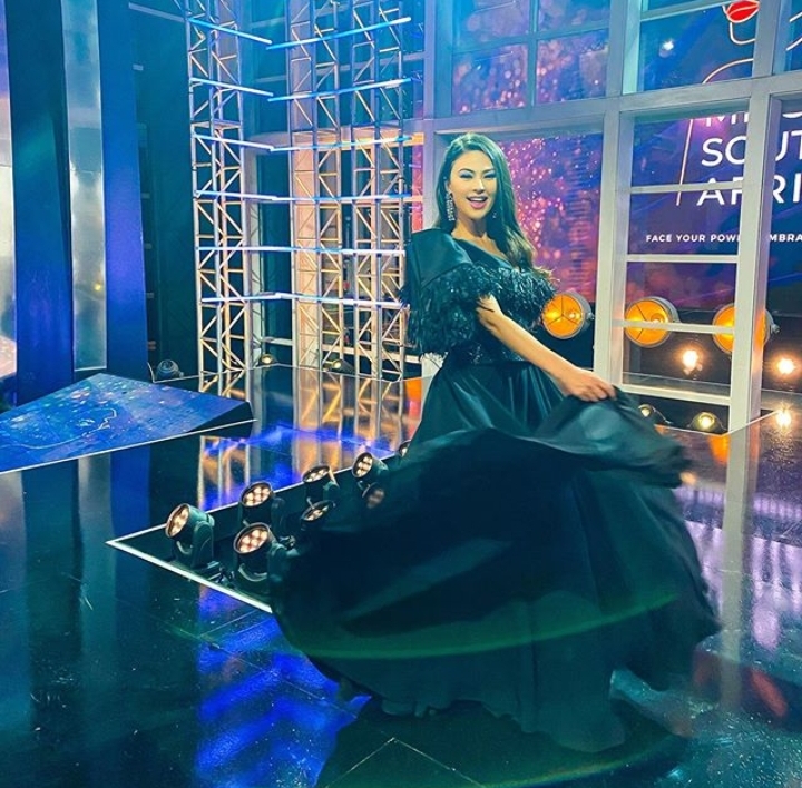 L.Hirayama: Image source @Instagram