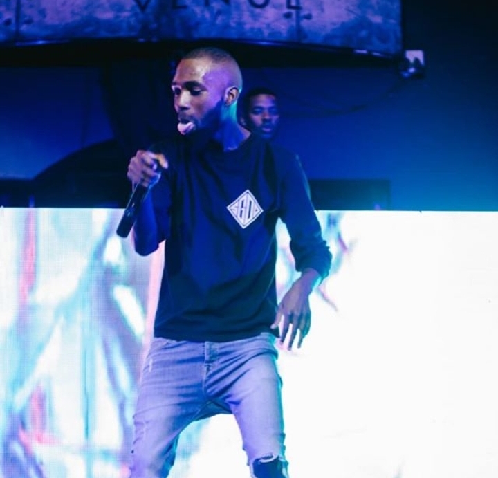 Which songs has Jobe London featured on?