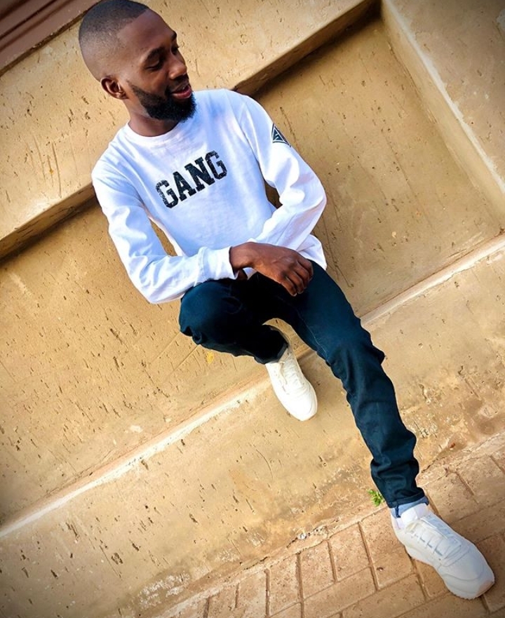 What is Jobe London’s net worth?