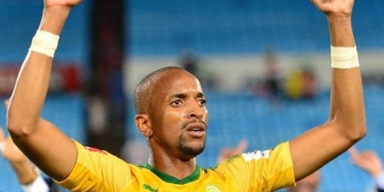 Tiyani Mabunda Biography, Age, Sundowns, Pictures, Girlfriend, Net Worth