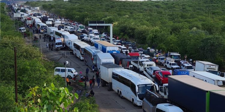 SA President Cyril Ramaphosa Shuts Down Beitbridge Border Post