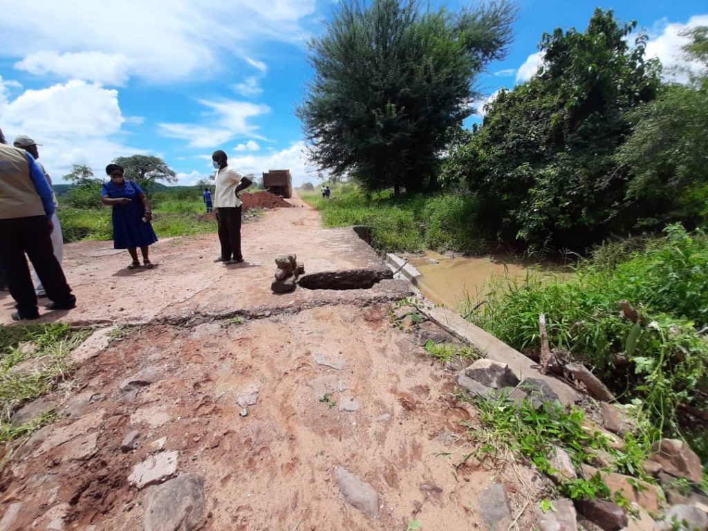 Government declares all roads in Zimbabwe as a state of disaster
