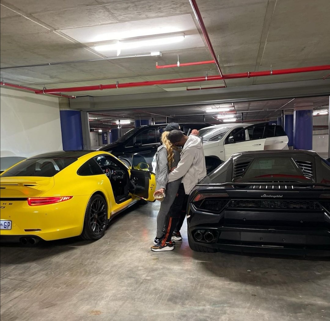 "I date for money", Khanyi Mbau