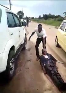 Video Soldier mercilessly batters wife's lover in public