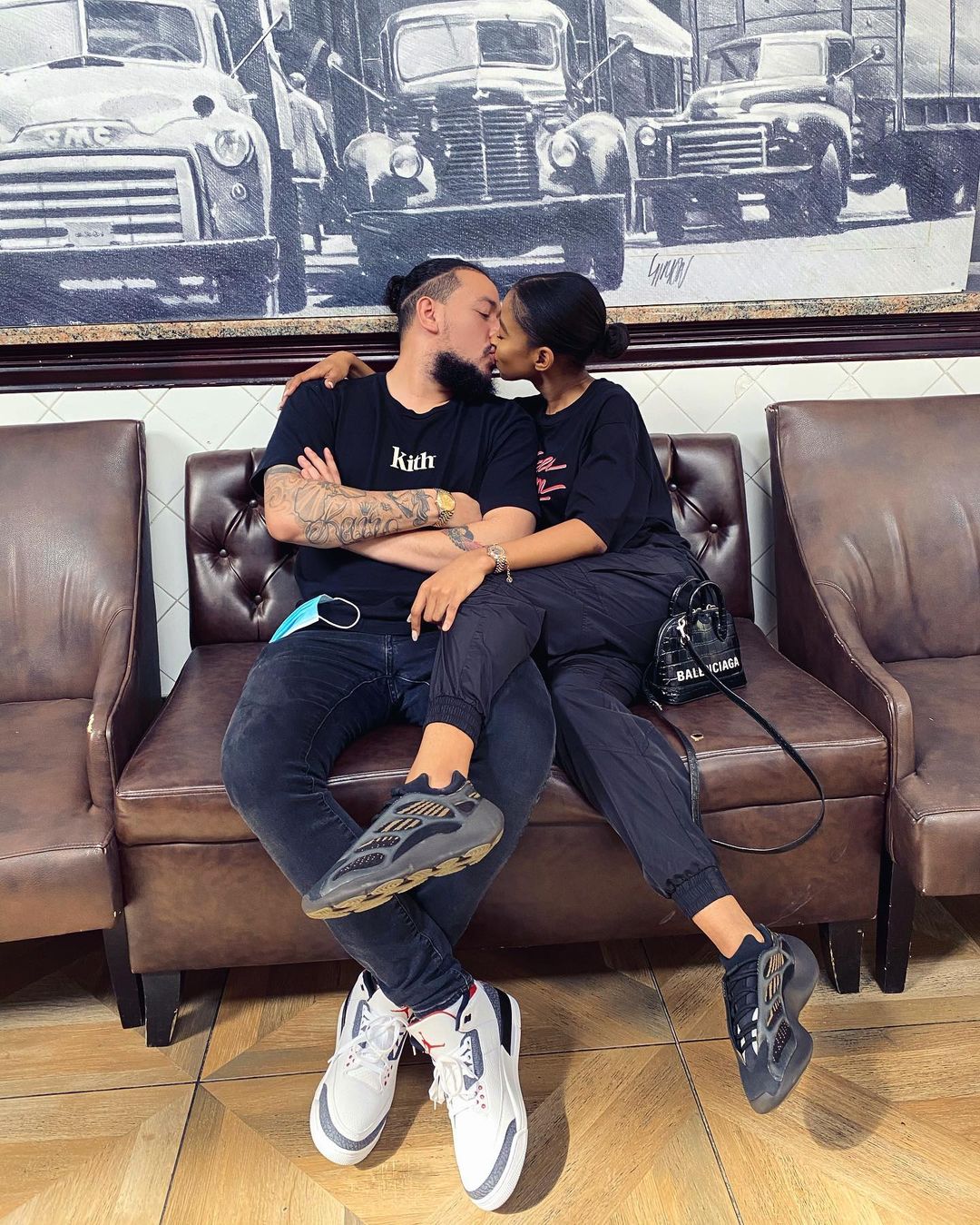 AKA finally pops the question and Nelli says yes!!