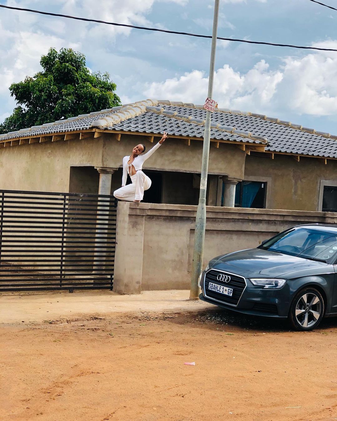 Ntando Duma is in her element as she builds her mother a house