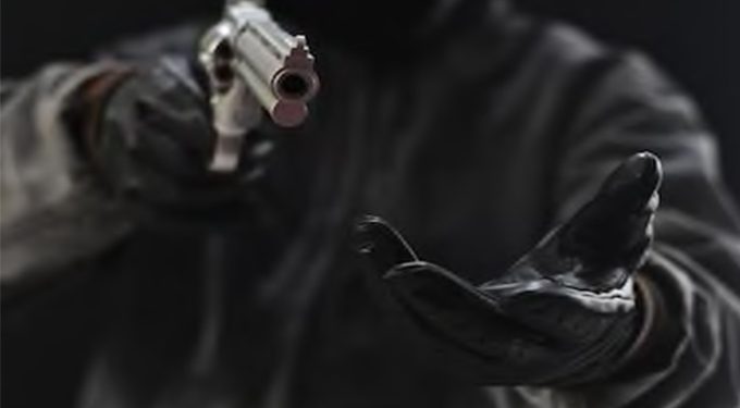 Chinese Miner robbed at gunpoint at Dore Green Mine