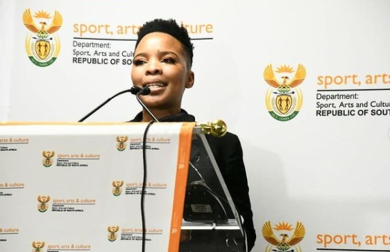 Masechaba Ndlovu loses front tooth to bitter ex in a nasty fight