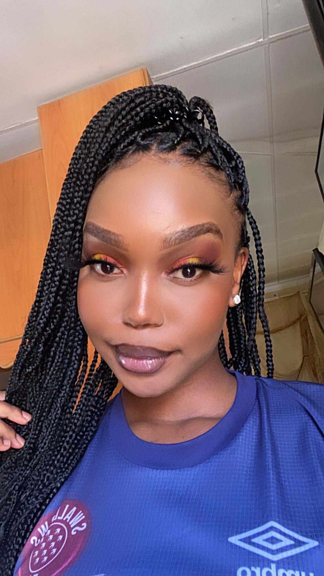 Video: Actress and social media influencer Keabetswe accepts the bu*tt workout challenge