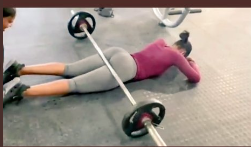 Video: Actress and social media influencer Keabetswe accepts the bu*tt workout challenge