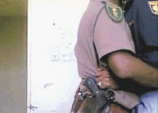 Police officer rapes and impregnates inmate