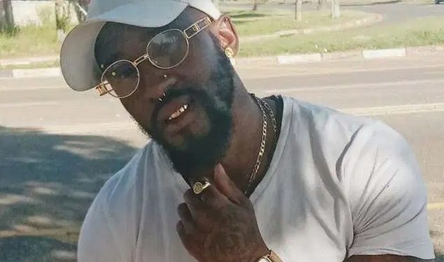 Mzansi's male str!pper Siya who charges R3 000 per service rubbishes broke claims