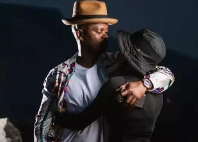 Video: DJ Zinhle finally shows off baby bump 