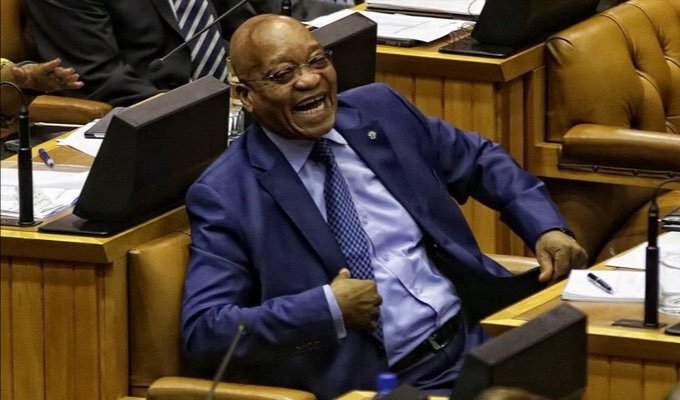 Watch: Edward Zuma and Jacob Zuma’s supporters blocking the police