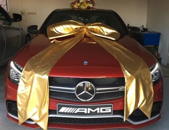 Did you know these Mzansi female celebrities drive R1 Million cars? 