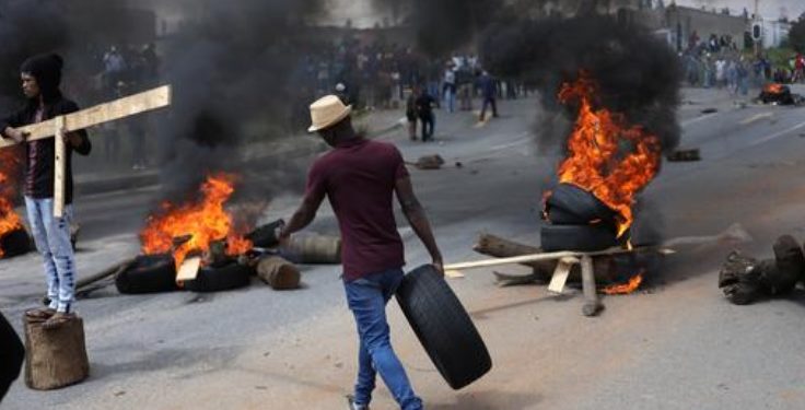 72 confirmed dead as violent protests and looting continues in KZN and Gauteng