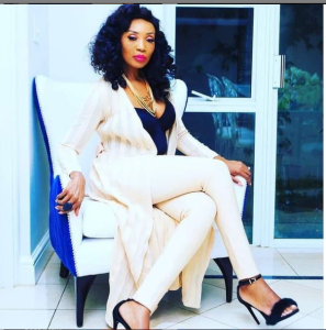  Sophie Lichaba: Image source @Instagram