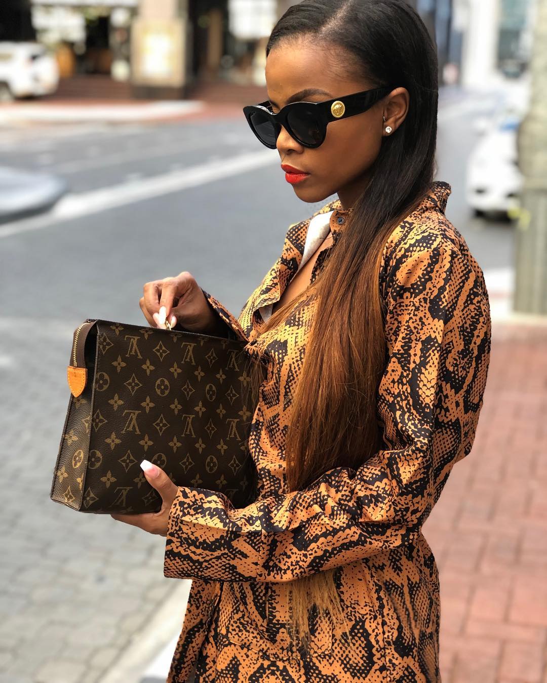 The Queen actress Akhona 'Khanya Mkangisa' (Source Instagram)