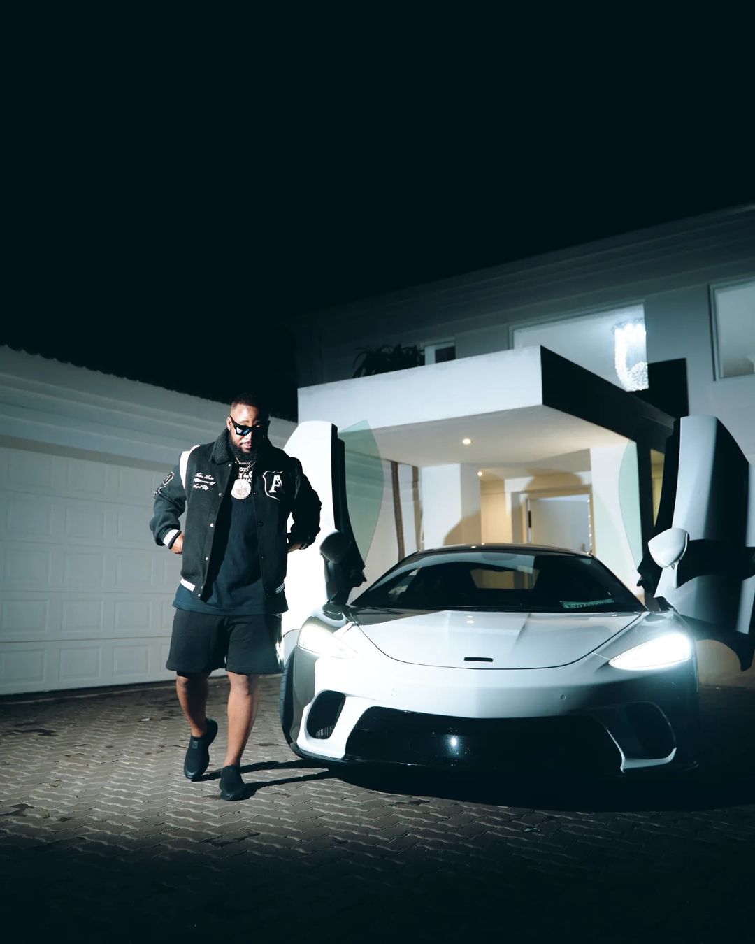 'Im sorry' Patrick Shai apologises to a fuming Cassper after attacking his family (watch video)