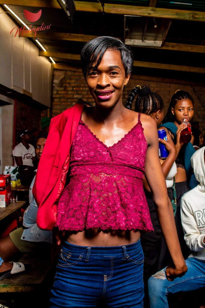 Emalaydini Tavern Pictures