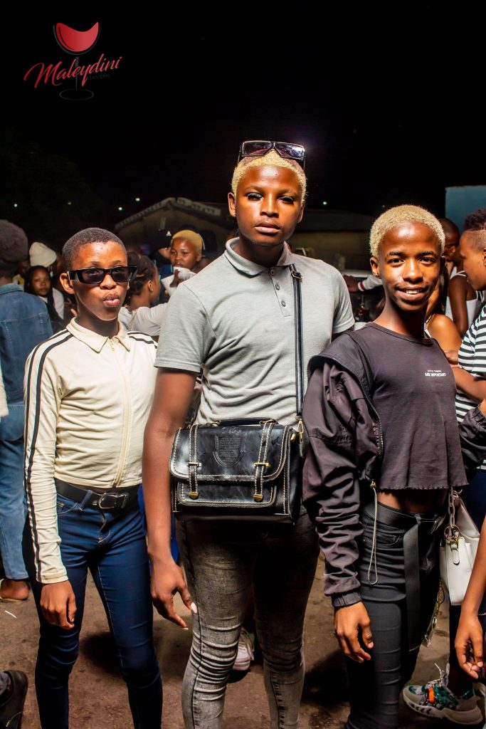 Emalaydini Tavern Pictures