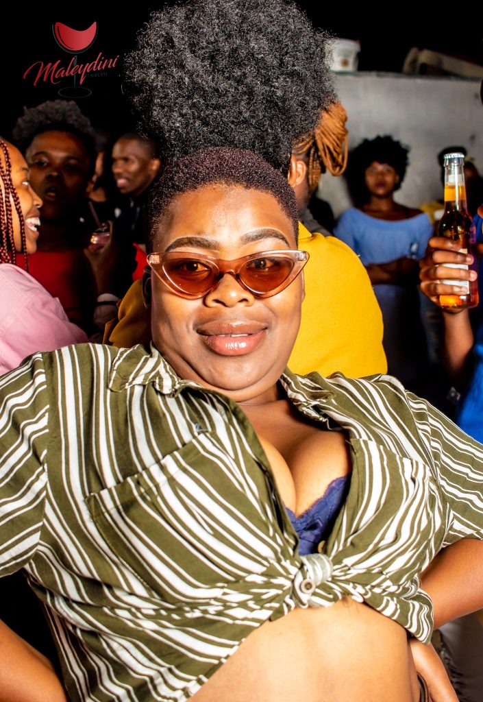 Emalaydini Tavern Pictures