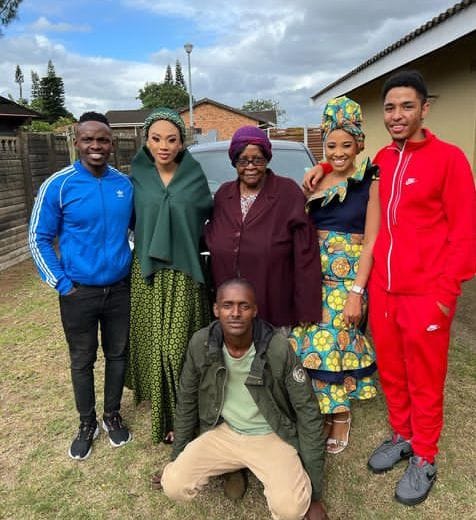 Tamia's family (Source Savannanews)