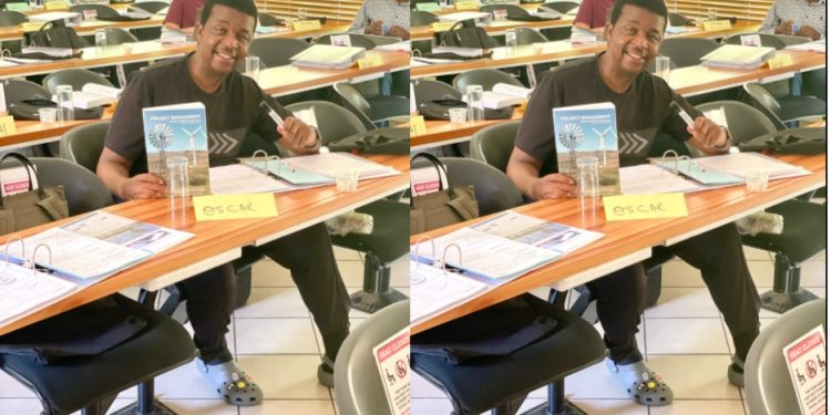 Oskido goes back to school, share pictures of first day in class