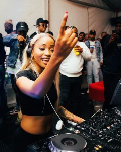 Uncle Waffles sets the club on fire