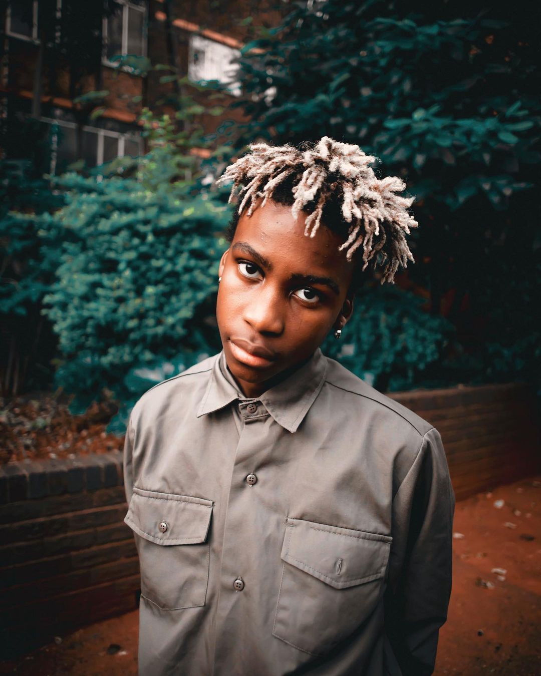 Watch: Uncle Vinny performs in Kenya and the crowd goes nuts