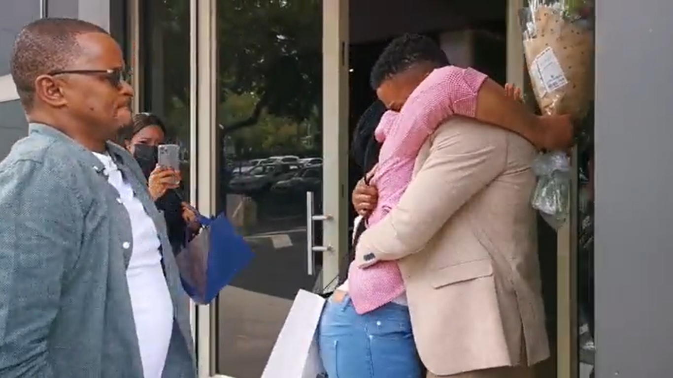 Video: Big Brother Mzansi finalist Libo and whole family cries when they meet for the first time in three months