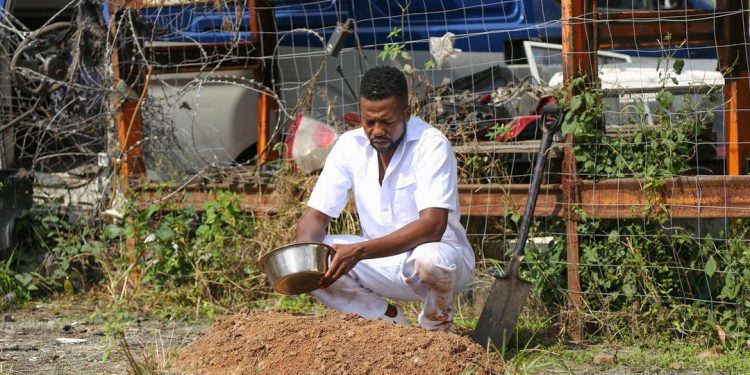 It's Friday the 13th and Nkunzi is the Boogie Man tonight coming for Vika